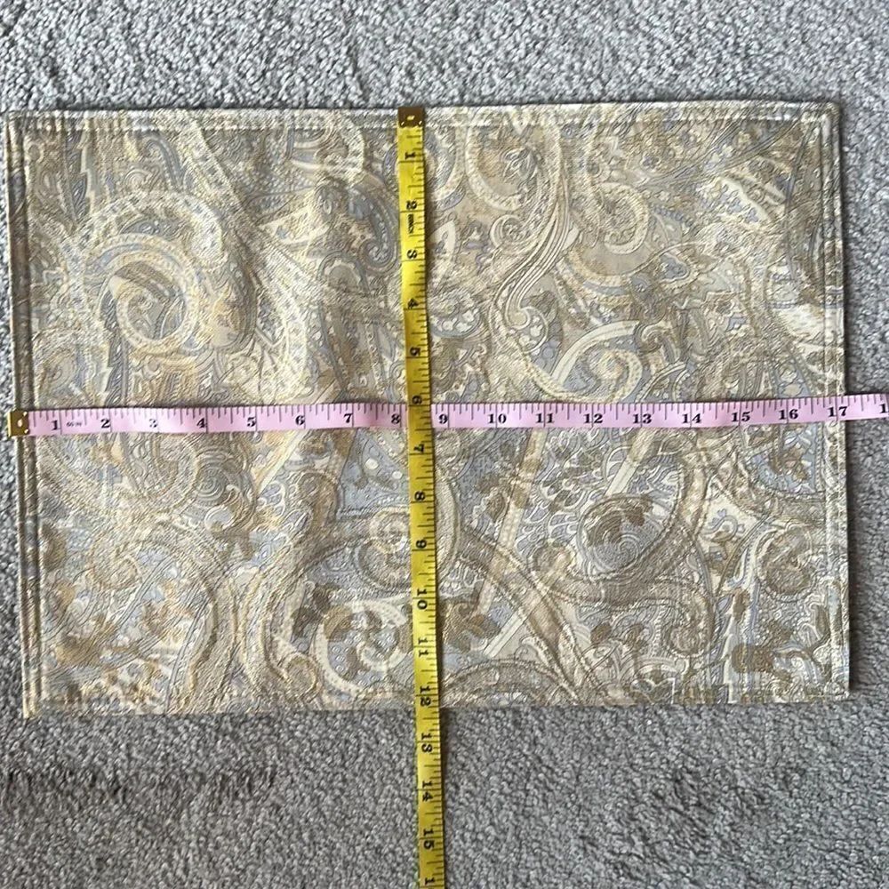 Padded Scroll Placemats! - Picture 6 of 9